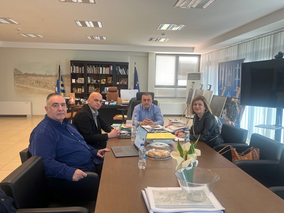 Ανοίγουν δίαυλο συνεργασίας σε τυροκομία και οίνο